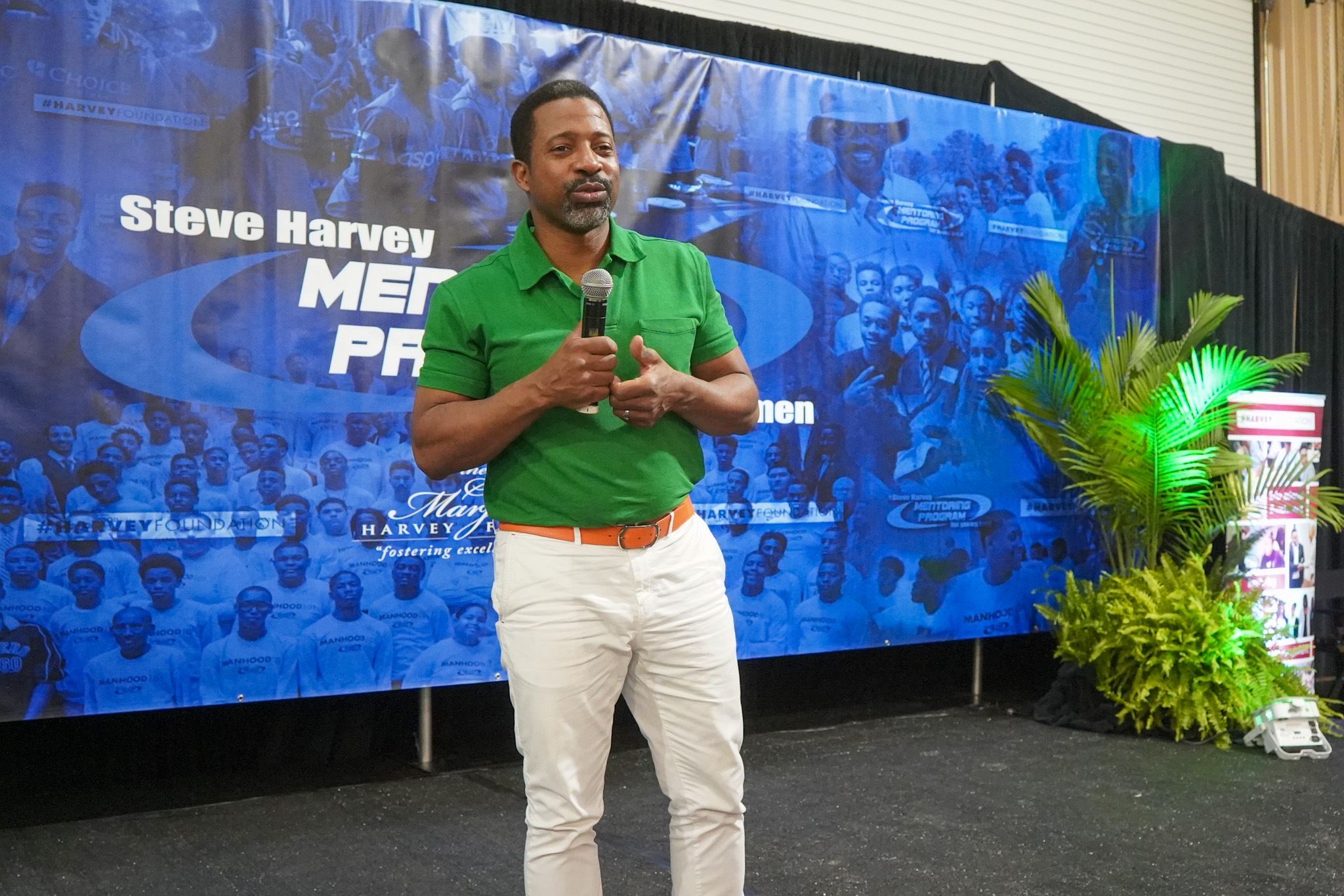 Steve Harvey hosts Mentoring Camp for 250 Fatherless Teenage Boys from